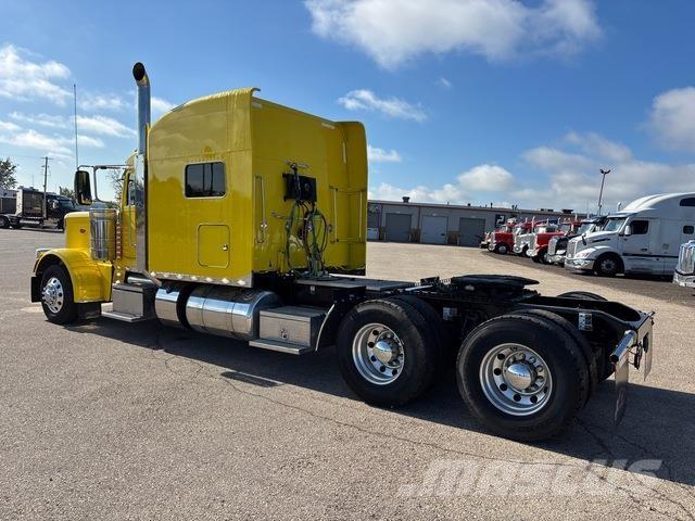 Peterbilt 389 Vlačilci