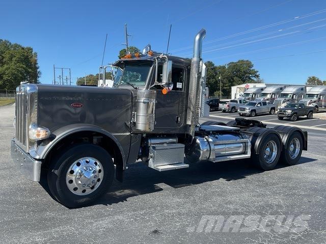 Peterbilt 389 Vlačilci