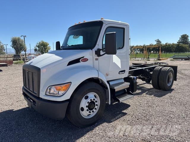 Peterbilt 537 Kabine in notranjost