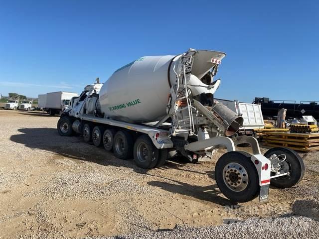 Peterbilt 567 Drugi tovornjaki