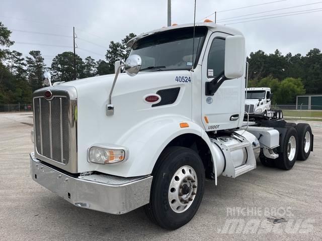 Peterbilt 567 Vlačilci