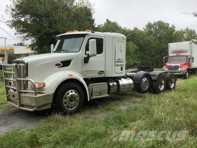 Peterbilt 567 Vlačilci