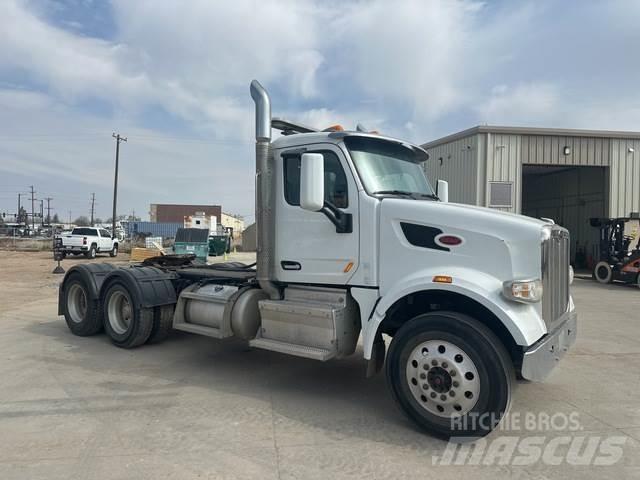 Peterbilt 567 Vlačilci
