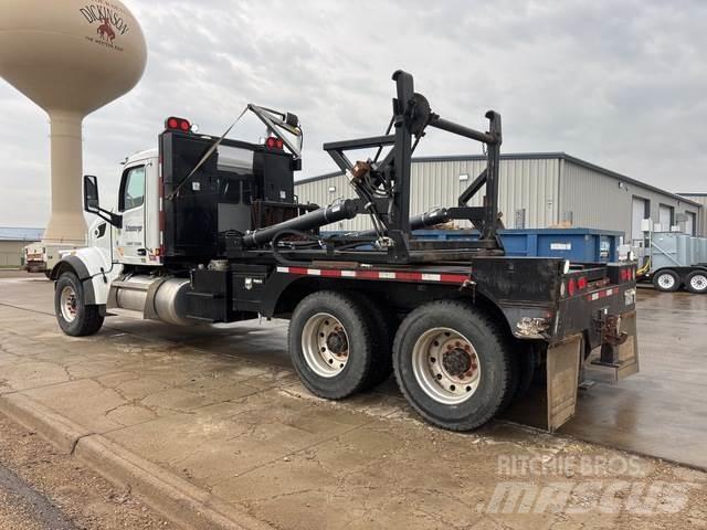 Peterbilt 567 Drugo