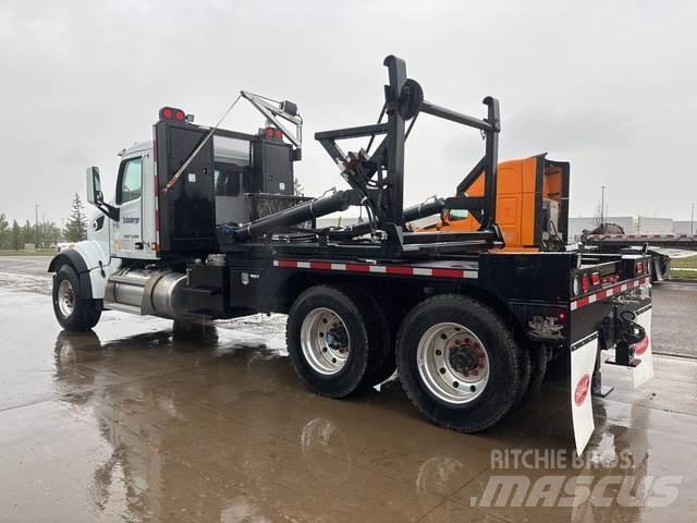 Peterbilt 567 Drugo