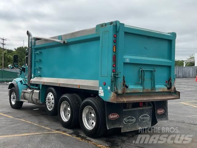 Peterbilt 567 Kiper tovornjaki