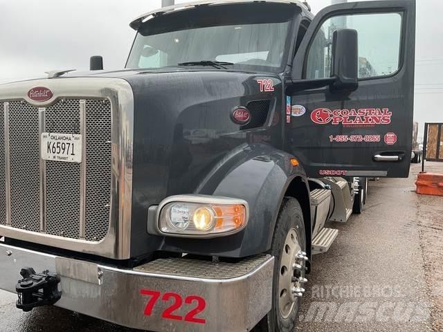 Peterbilt 567 Vlačilci