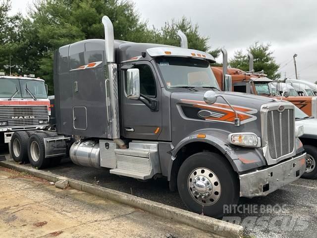 Peterbilt 567 Vlačilci