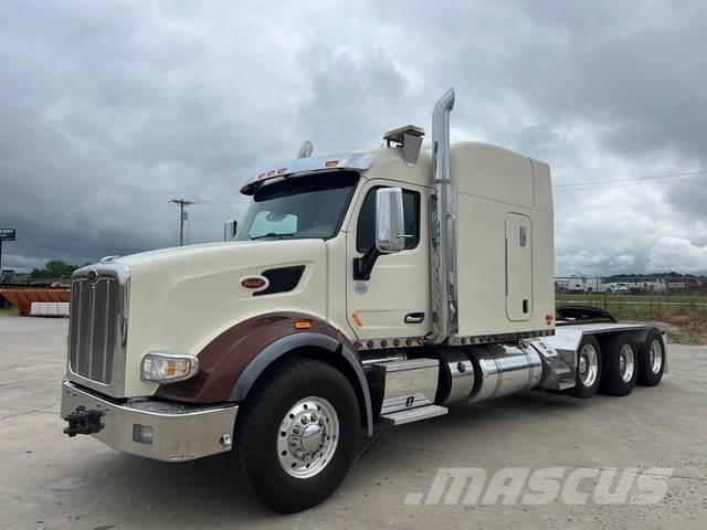 Peterbilt 567 Vlačilci