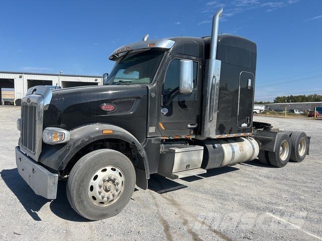 Peterbilt 567 Vlačilci