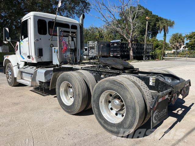 Peterbilt 567 Vlačilci