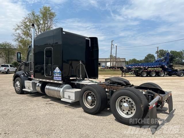 Peterbilt 579 Vlačilci