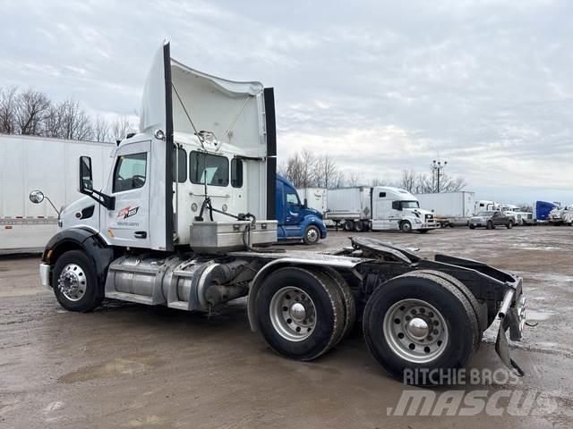 Peterbilt 579 Vlačilci