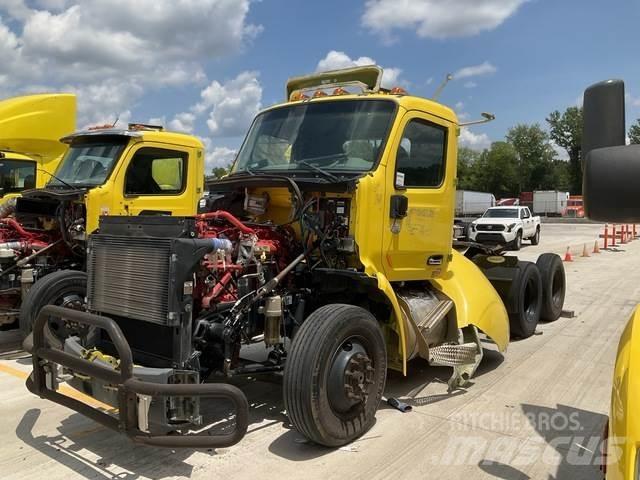 Peterbilt 579 Vlačilci