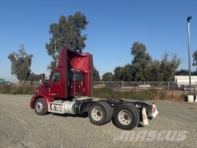 Peterbilt 579 Vlačilci