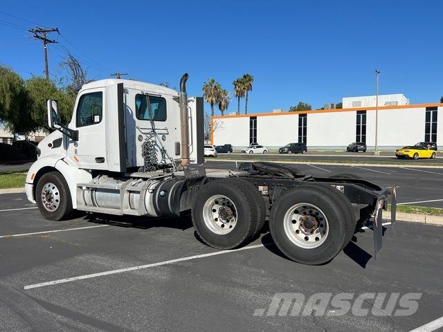 Peterbilt 579 Vlačilci