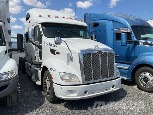 Peterbilt 587 Vlačilci