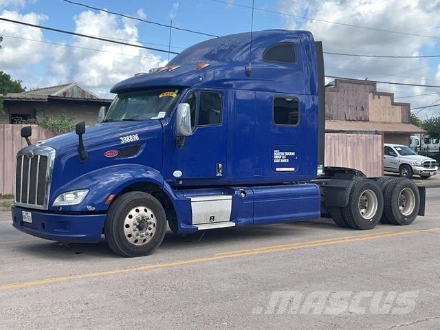 Peterbilt 587 Vlačilci