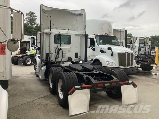 Peterbilt M579 Vlačilci