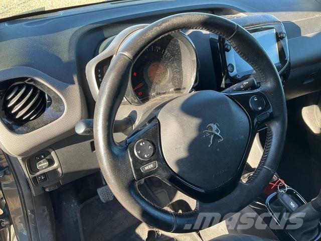 Peugeot 108 Avtomobili