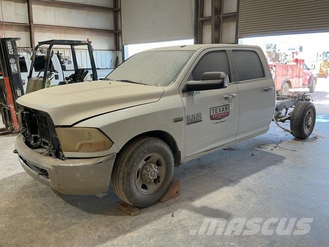 RAM 2500 Kabine in notranjost