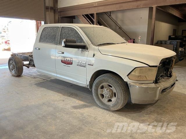 RAM 2500 Kabine in notranjost