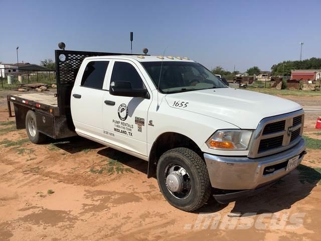 RAM 3500 Tovornjaki s kesonom/platojem