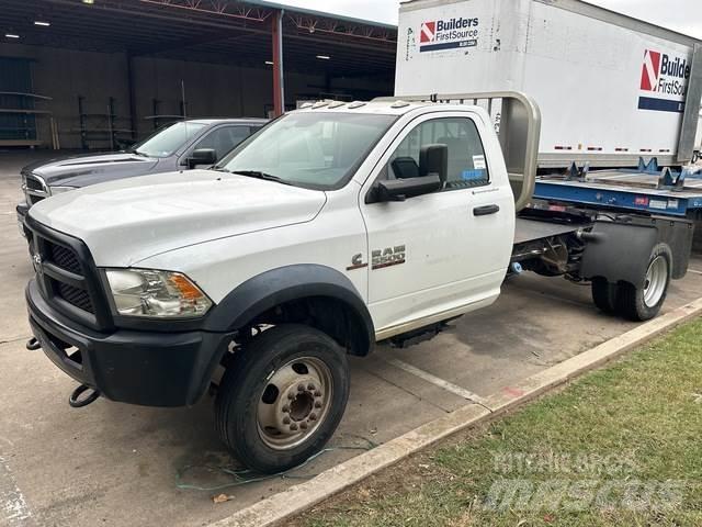 RAM 5500 Vlačilci