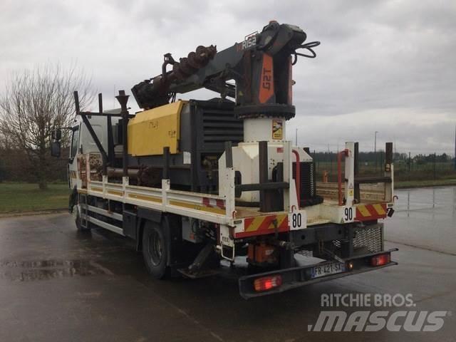 Renault D250 Mobilni vrtalni tovornjaki