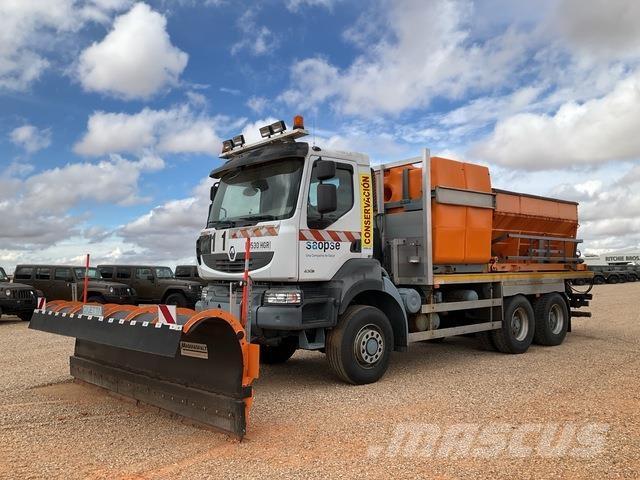 Renault Kerax Snežne deske in plugi