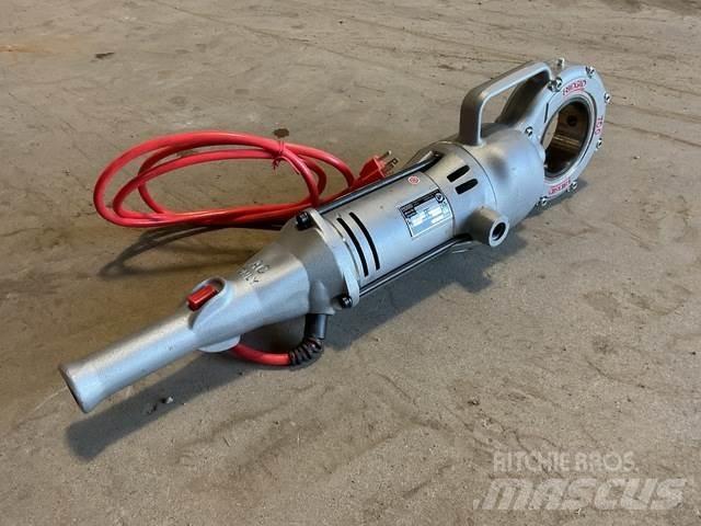  Ridgid 700-T2 Oprema za cevovode