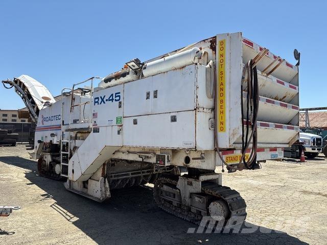 Roadtec RX-45 Freze za asfalt