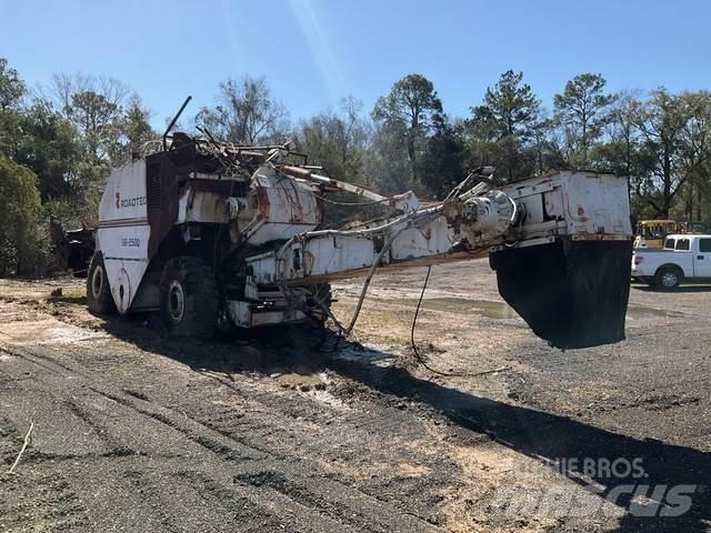 Roadtec SB2500 Vozila za prevoz materiala