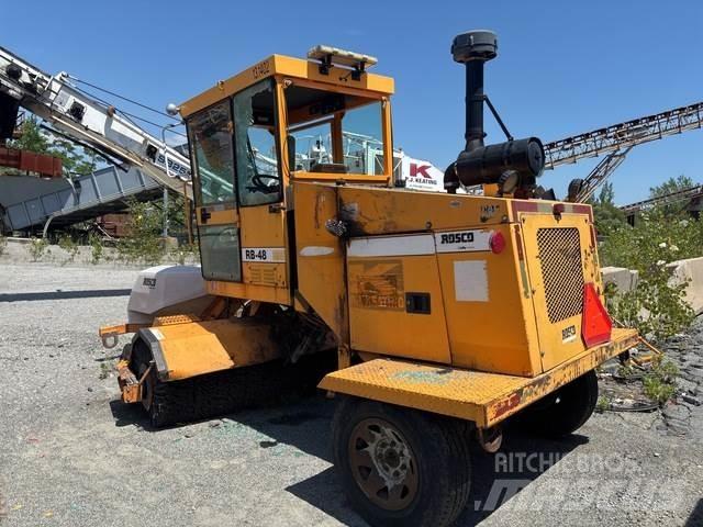 Rosco RB48 Stroji za notranje pometanje