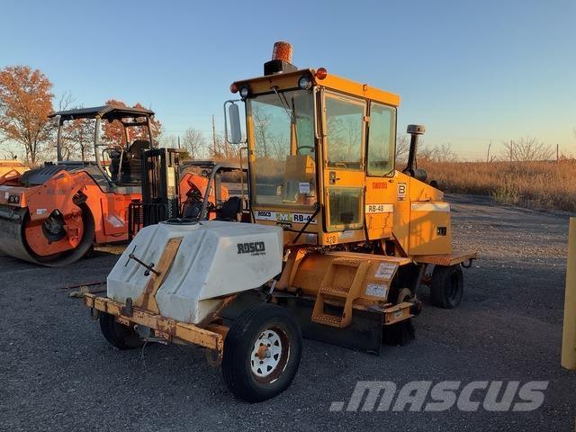 Rosco RB48 Stroji za notranje pometanje