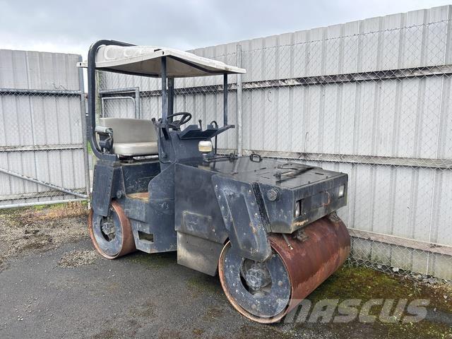 Sakai SW350 Dvojni valjarji