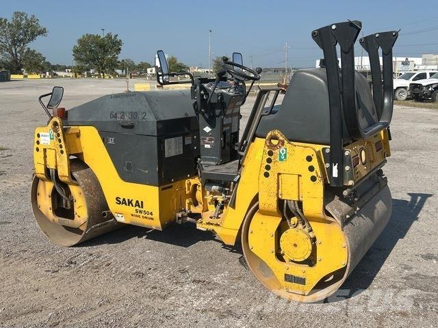 Sakai SW504 Dvojni valjarji