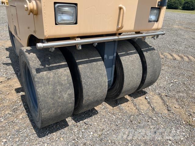 Sakai TS160 Kombinirani valjarji