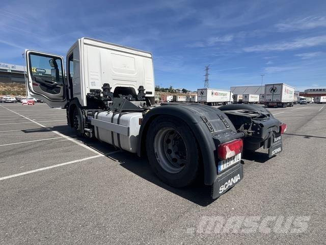 Scania P410 Vlačilci