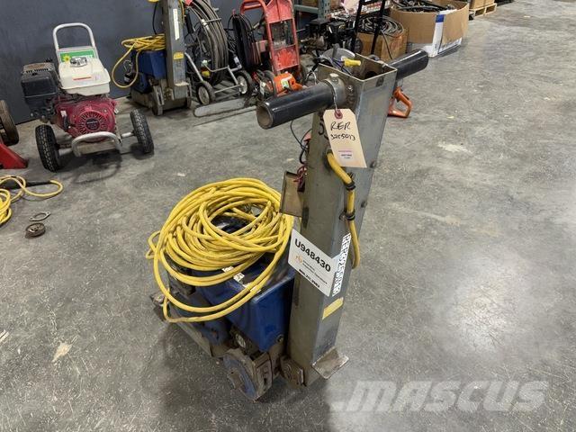  Sinclair Stroji za ribanje in pomivanj tal