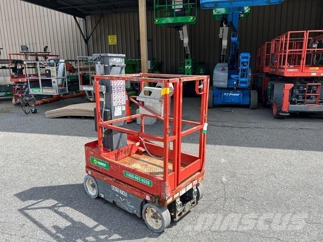 SkyJack SJ12 Vertikalna dvigala