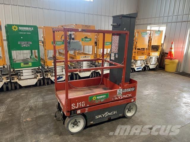 SkyJack SJ16 Vertikalna dvigala