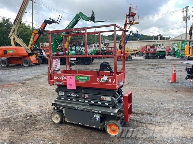 SkyJack SJ3219 Scissor lifts