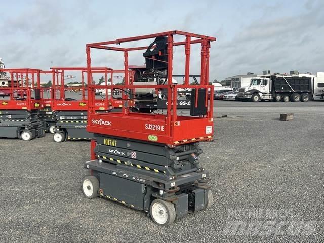 SkyJack SJ3219 Škarjaste dvižne ploščadi