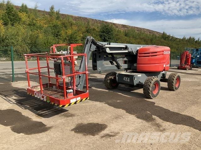SkyJack SJ46AJ Zglobne dvižne ploščadi