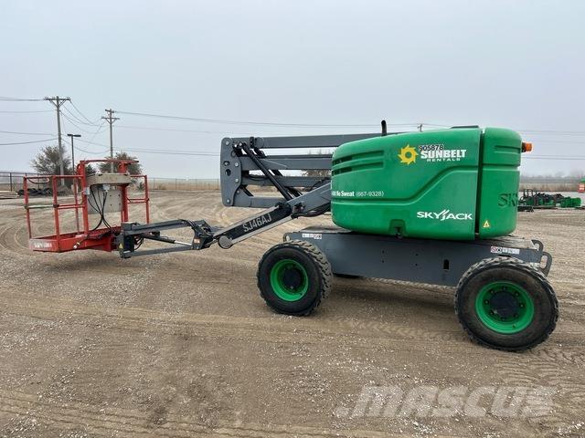 SkyJack SJ46AJ Zglobne dvižne ploščadi