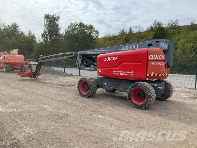 SkyJack SJ85AJ Zglobne dvižne ploščadi