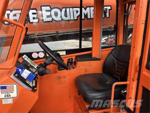 SkyTrak 10054 Teleskopski viličarji