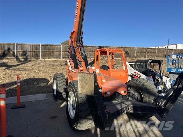 SkyTrak 10054 Teleskopski viličarji