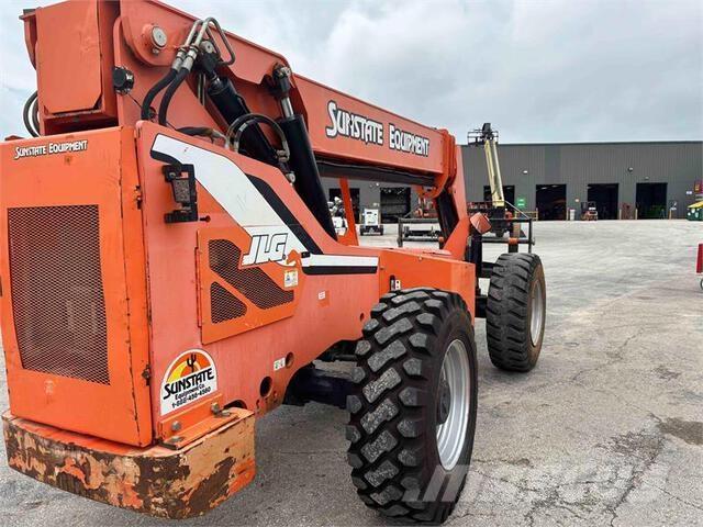 SkyTrak 8042 Teleskopski viličarji